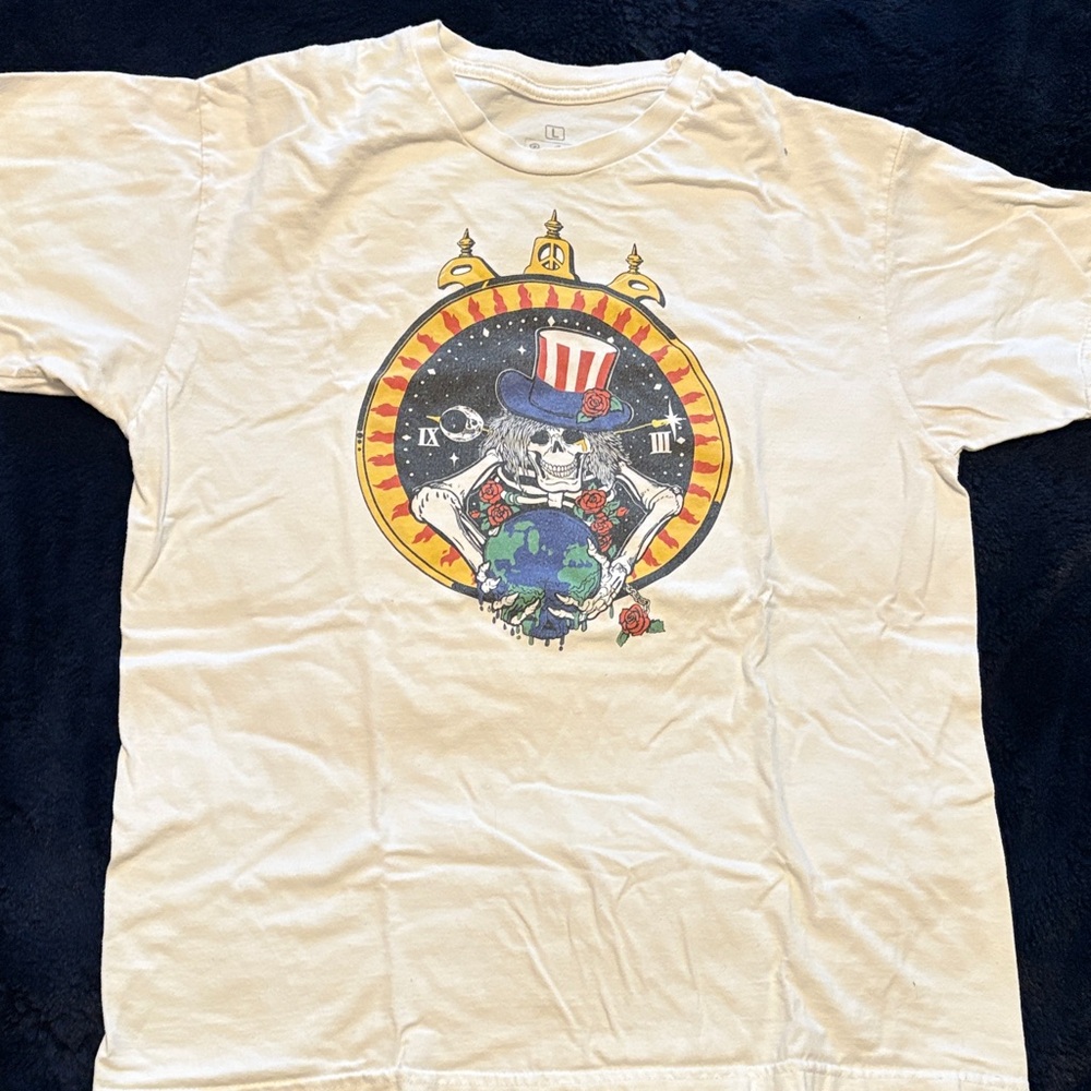 Cream Grateful Dead Graphic T-Shirt with Skeleton Design